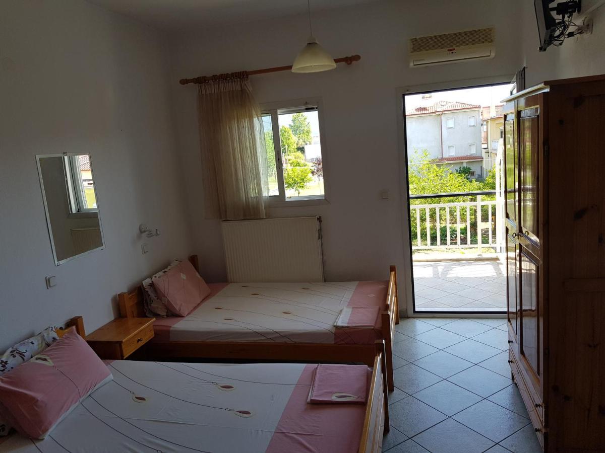 Villa Giannis 2 Nea Vrasna Exterior foto